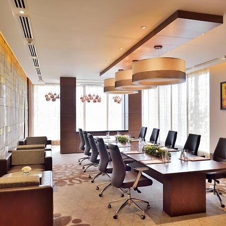 Courtyard By Marriott Raipur Hotel Ngoại thất bức ảnh